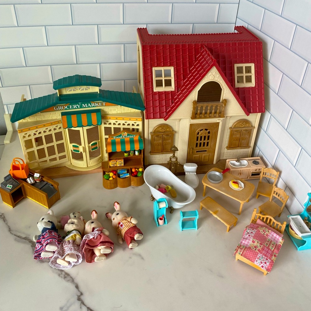 Calico Critters Playsets & Accessories